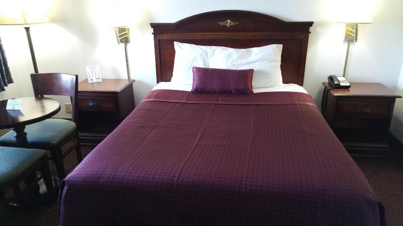 Hoosier Inn image