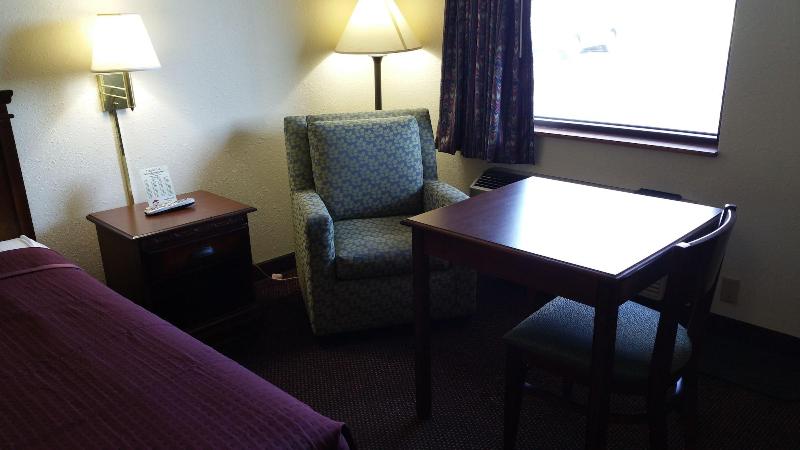 Hoosier Inn image