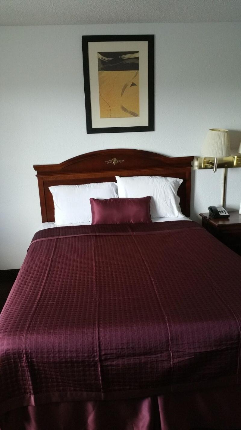 Hoosier Inn image