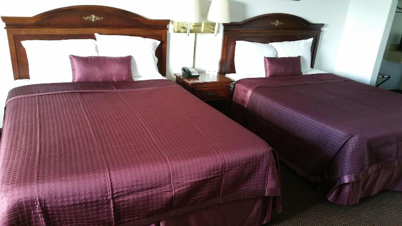 Hoosier Inn image
