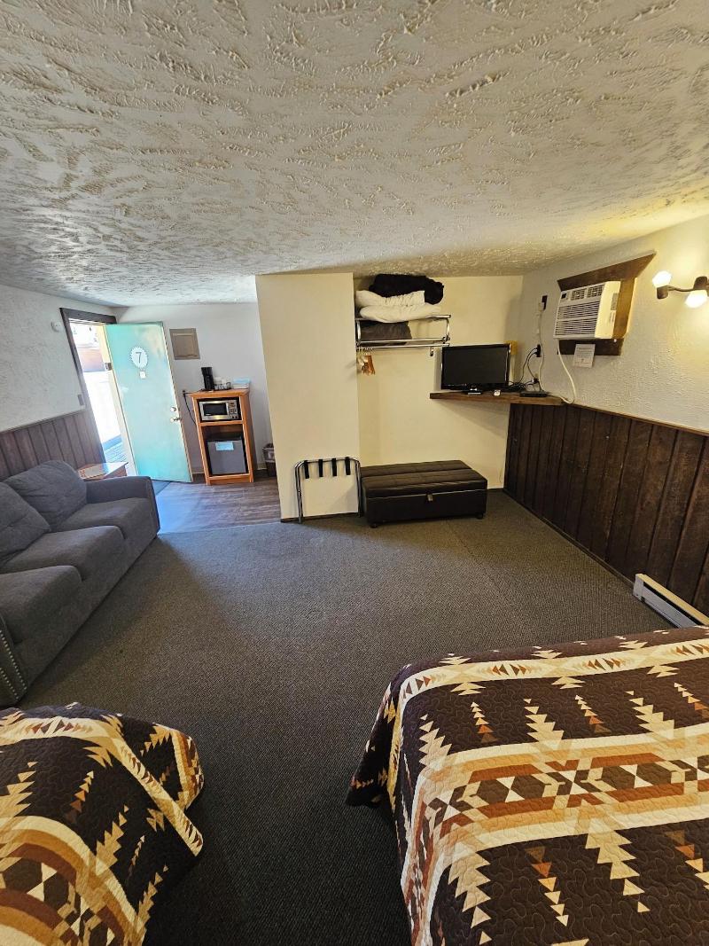 Hulett Motel image