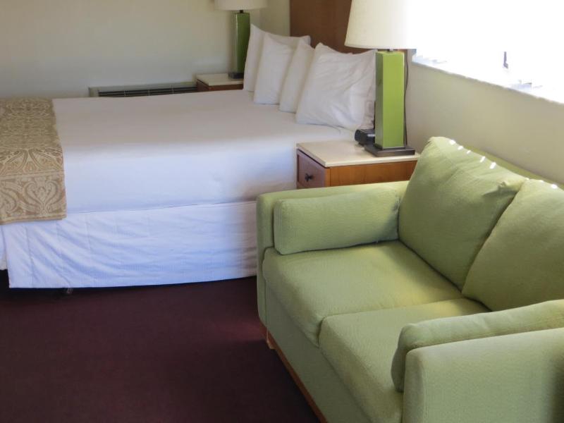The Central Motel image 1