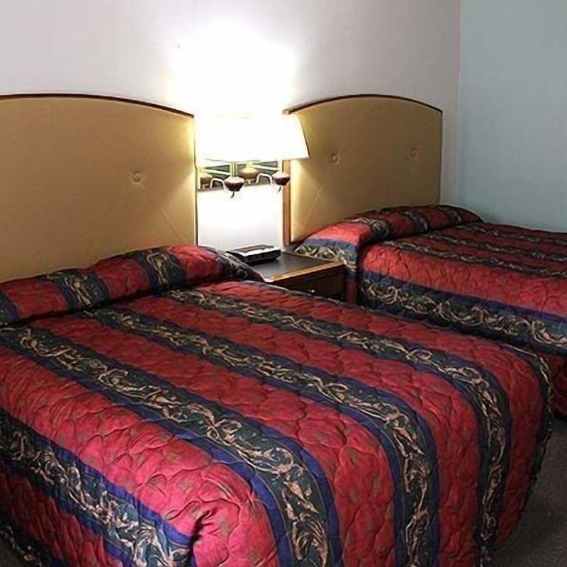 Midlands Lodge image