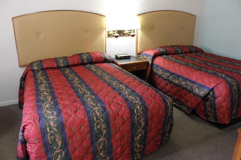 Midlands Lodge image