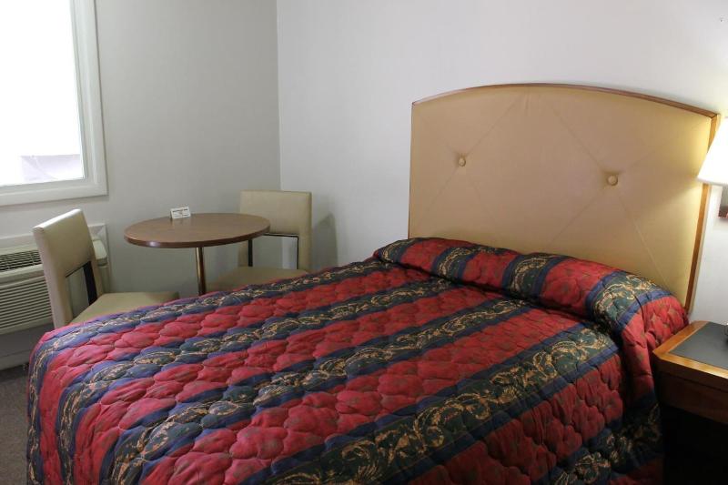 Midlands Lodge image