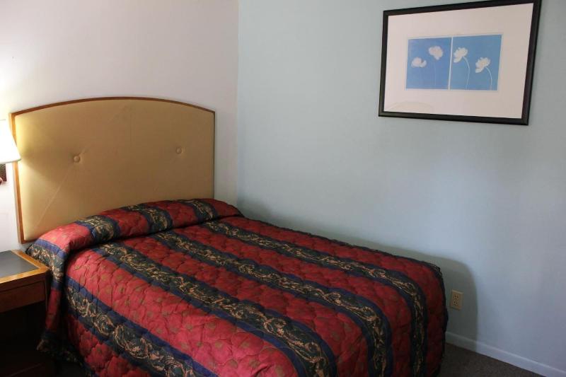 Midlands Lodge image