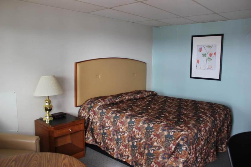 Midlands Lodge image