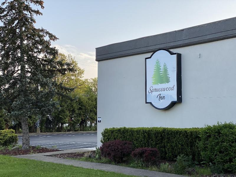 Sprucewood Inn image