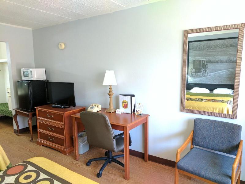 Sprucewood Inn image