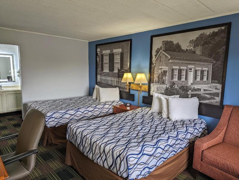 Sprucewood Inn image