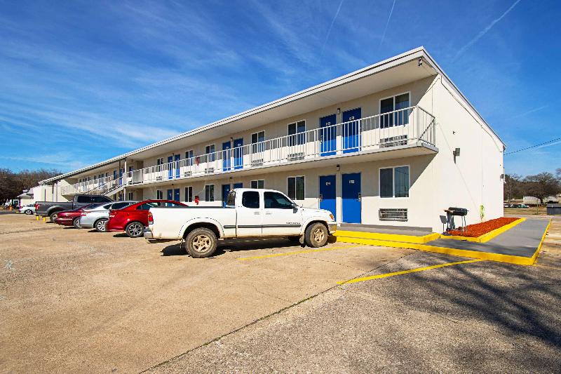 Motel 6 Alma, AR image