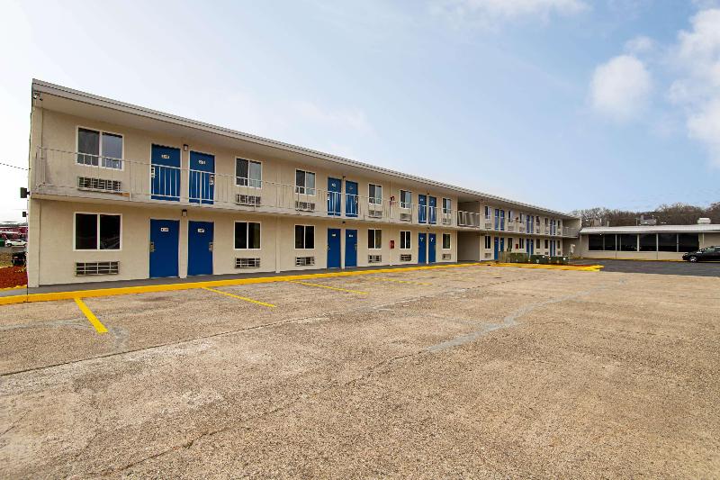 Motel 6 Alma, AR image