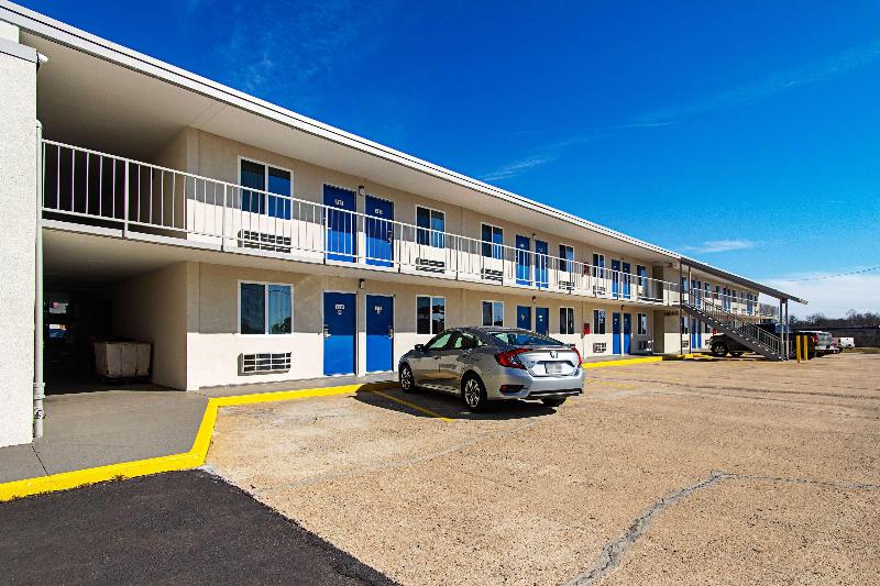 Motel 6 Alma, AR image