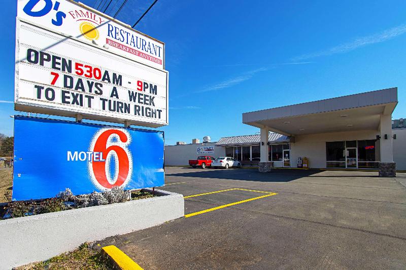Motel 6 Alma, AR image