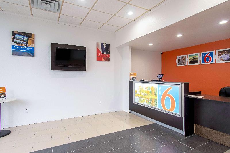 Motel 6 Alma, AR image