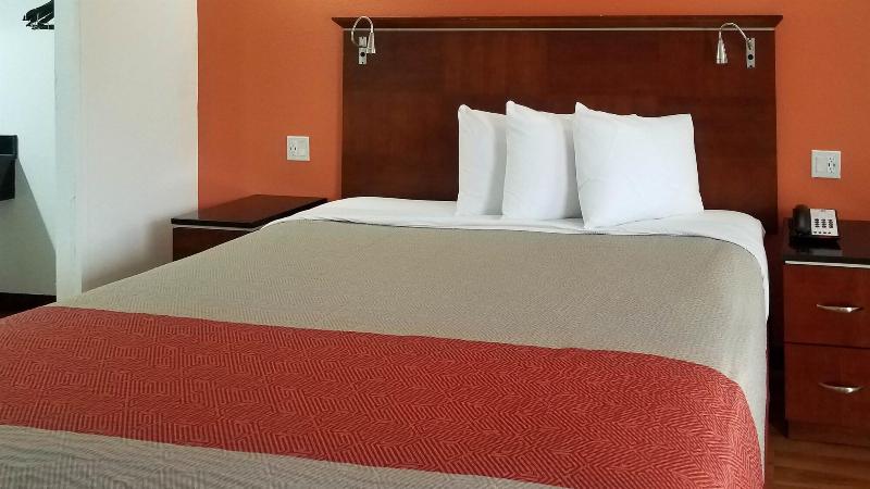 Motel 6 Alma, AR image