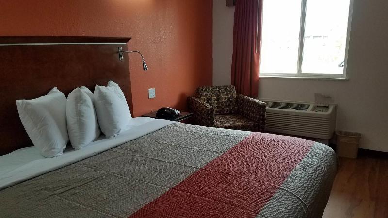 Motel 6 Alma, AR image
