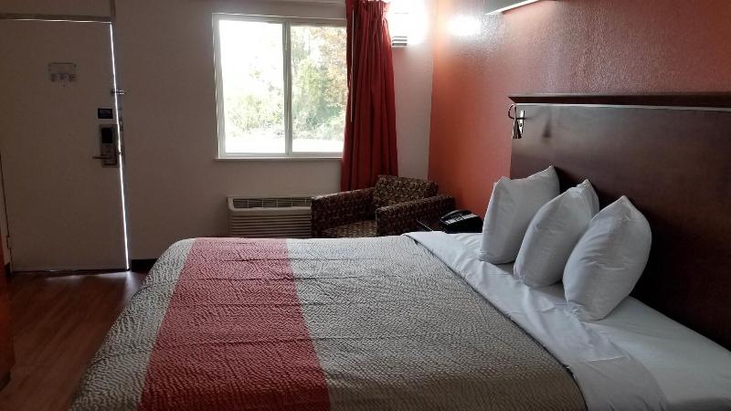 Motel 6 Alma, AR image