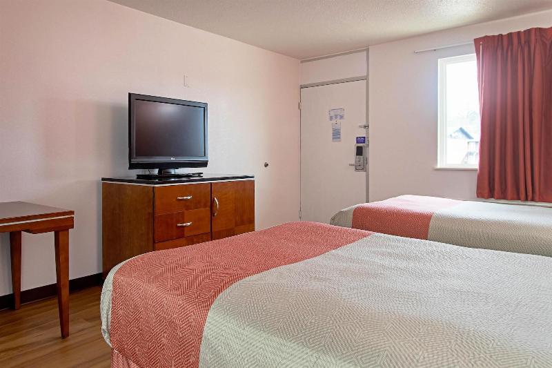 Motel 6 Alma, AR image