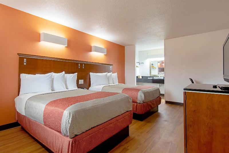 Motel 6 Alma, AR image