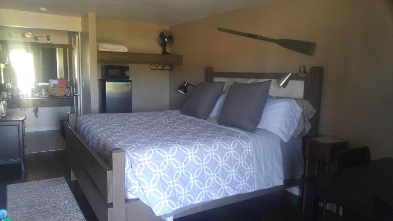 South Jetty Inn image