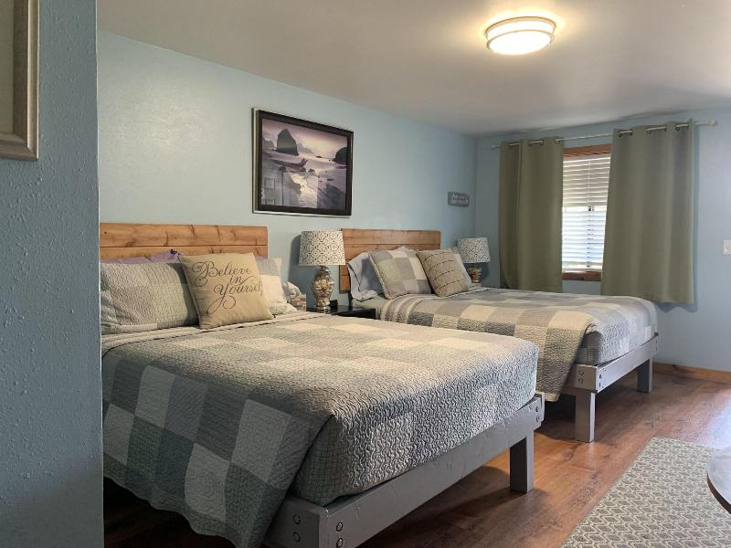 South Jetty Inn image