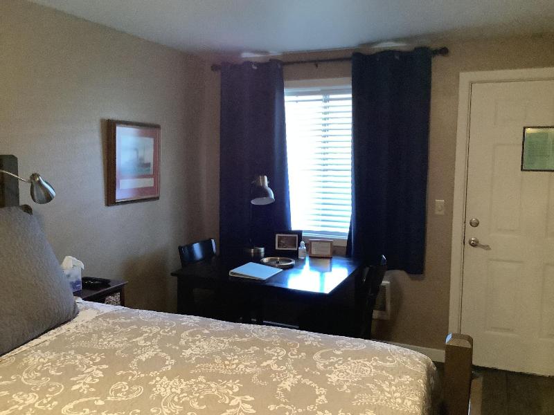 South Jetty Inn image