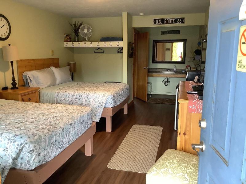 South Jetty Inn image