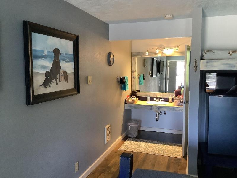 South Jetty Inn image