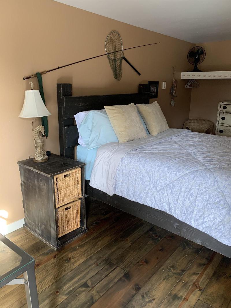 South Jetty Inn image