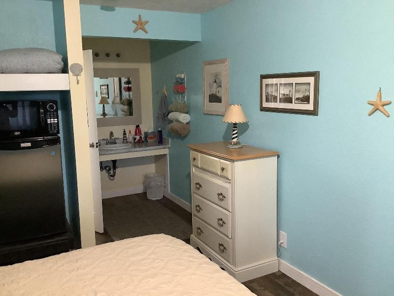 South Jetty Inn image