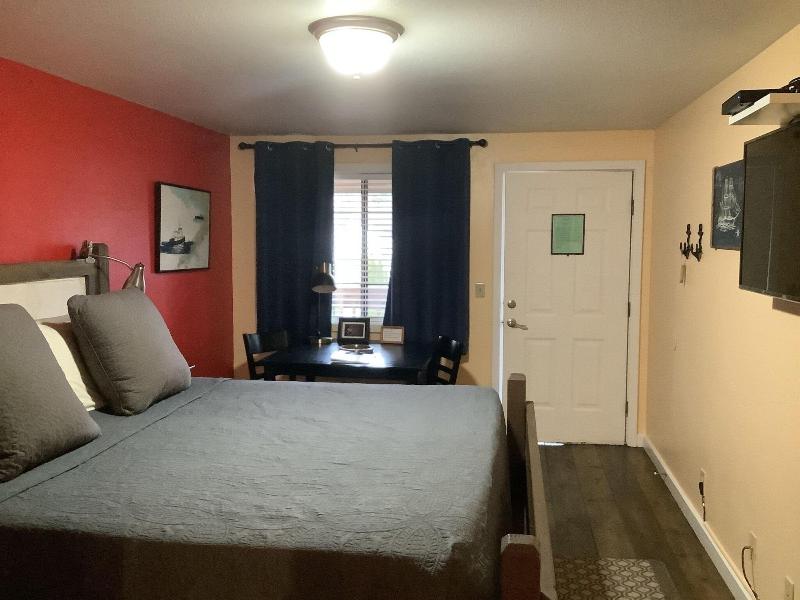 South Jetty Inn image
