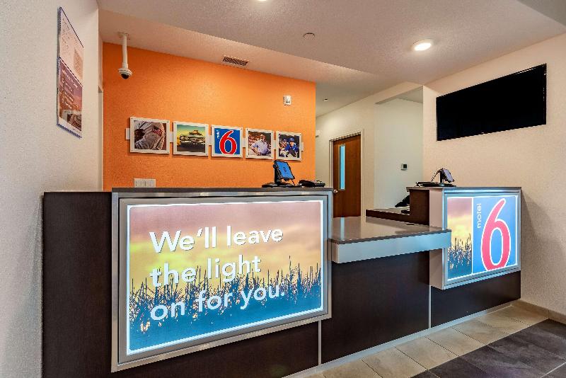 Motel 6 Mankato, MN image