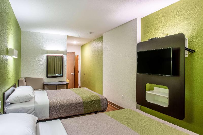 Motel 6 Mankato, MN image