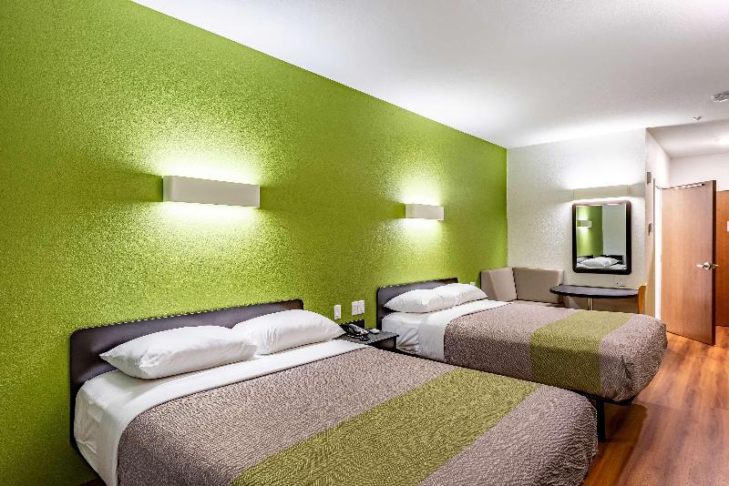 Motel 6 Mankato, MN image
