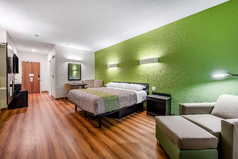 Motel 6 Mankato, MN image