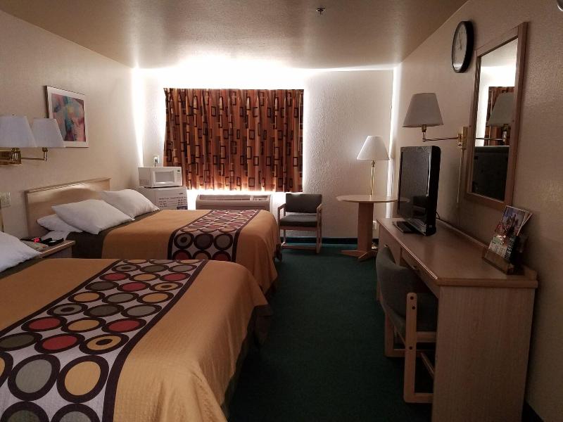 Simple Rewards Inn image