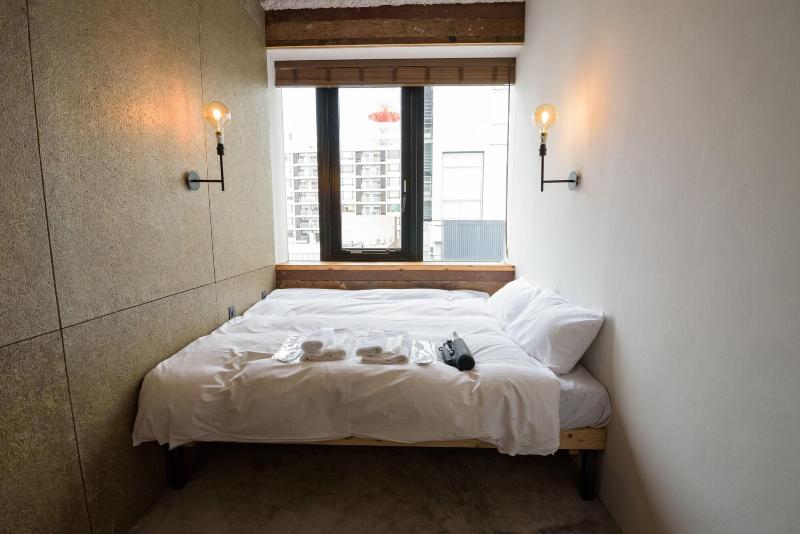 mizuka Imaizumi 1 - unmanned hotel - 5