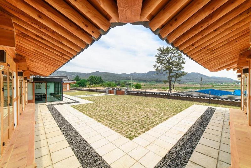 Hwarangroo image