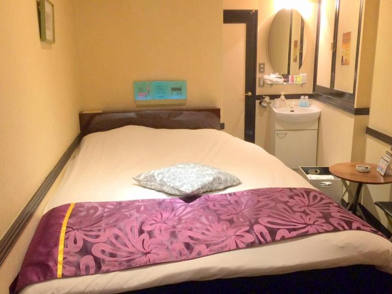 Hotel U image