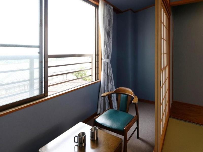 mt. inn image