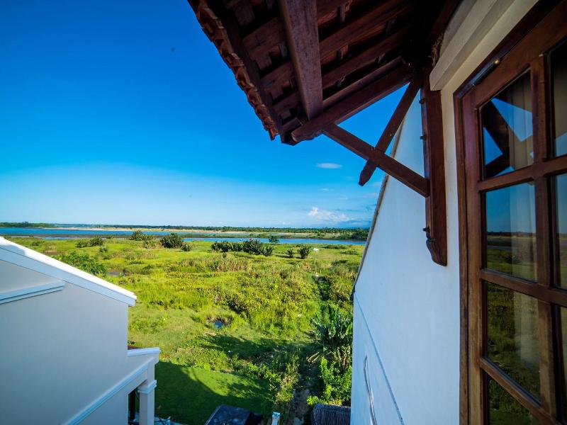 Calm House Hotel Hoi An image