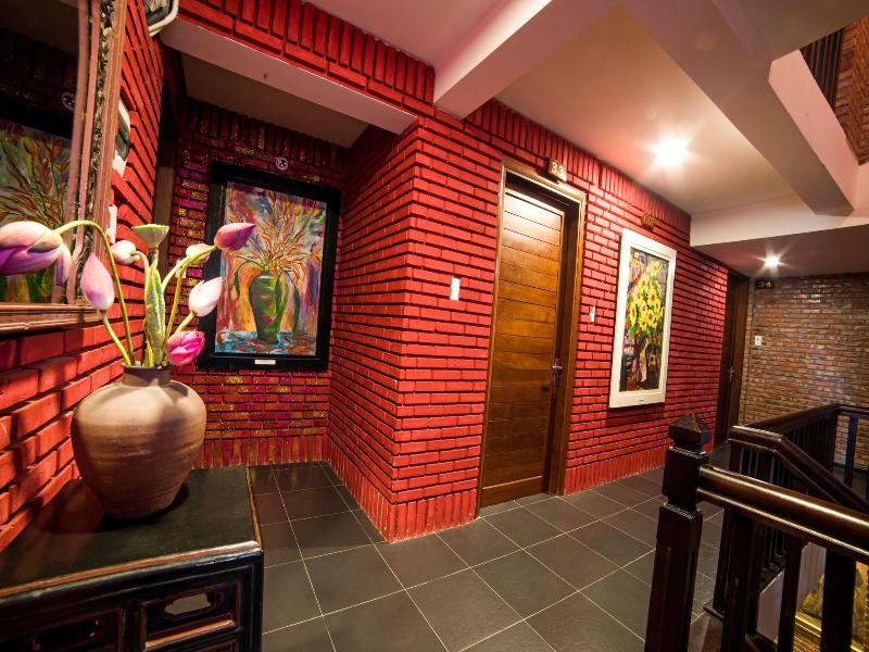Calm House Hotel Hoi An image