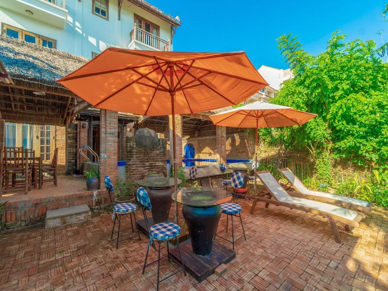 Calm House Hotel Hoi An image