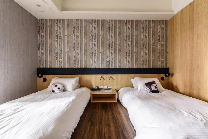 Treehouse Hostels image