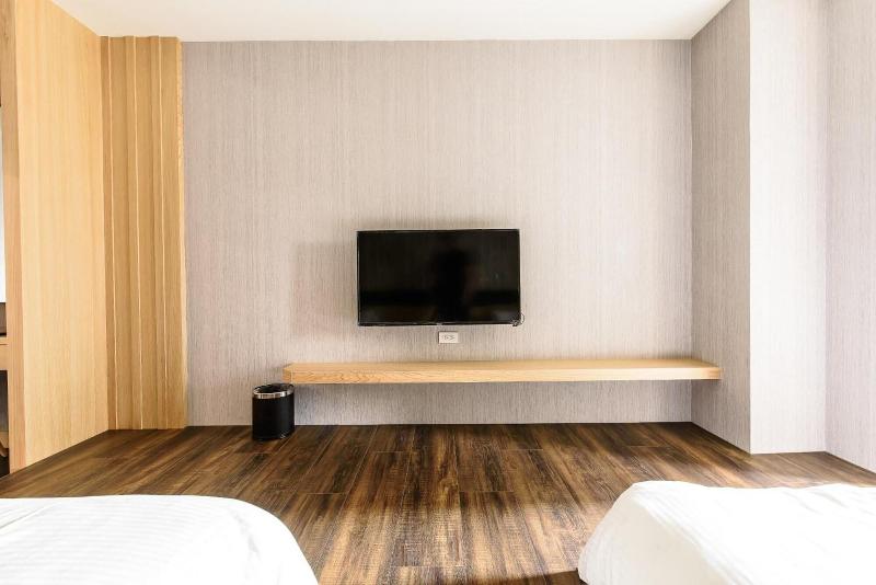 Treehouse Hostels image