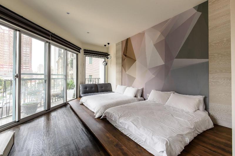 Treehouse Hostels image