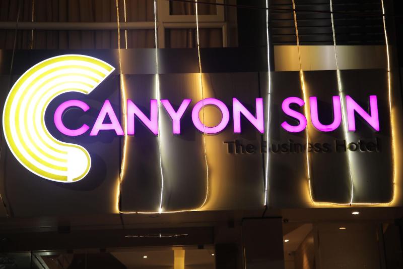 Canyonsun image
