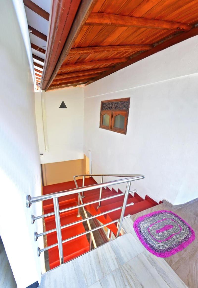 Osanda Guest image