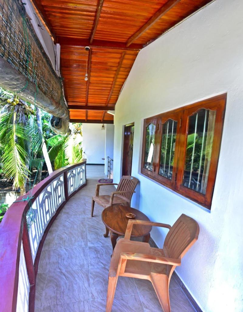 Osanda Guest image